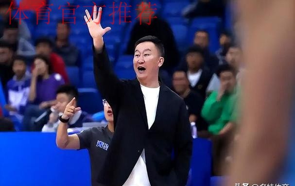 CBA疯狂一夜！广厦爆冷惨败辽篮，北京破纪录大胜新疆，青岛两连胜